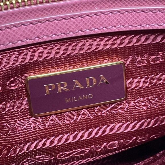 Auth PRADA - Pink Saffiano Leather Handbag - Picture 6 of 16